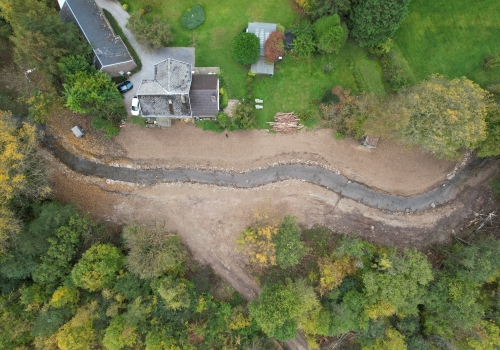 Remise à ciel ouvert du Triffoy à Marchin : un ruisseau retrouve son cours naturel